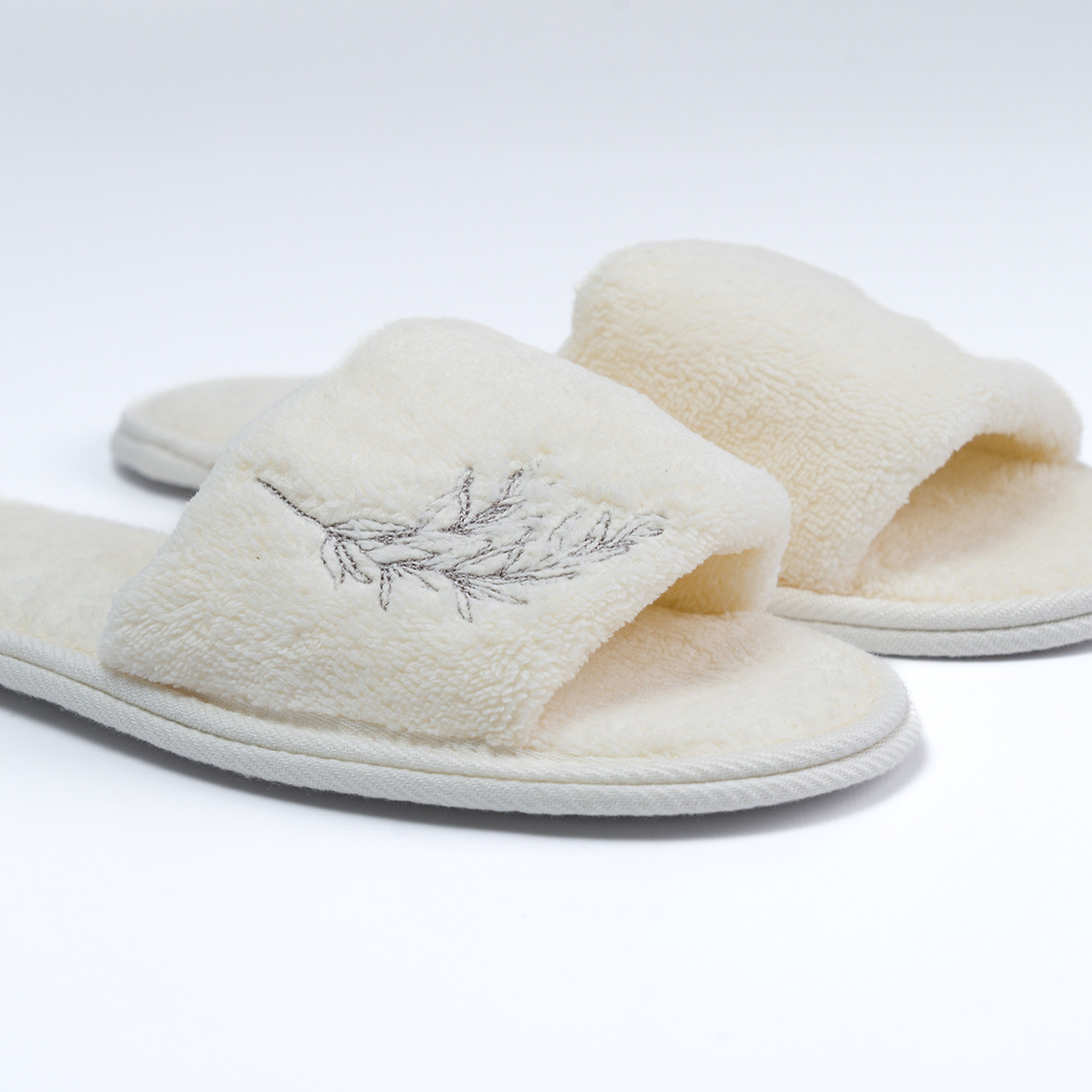 Women's bath slippers "Jardins de Kyoto" - Ivory