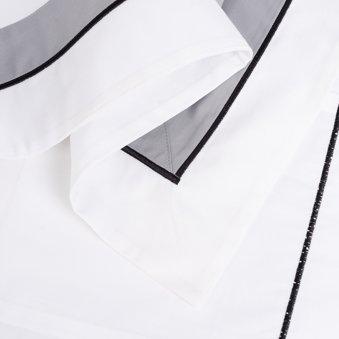 Ruffles pillowcase "Nuit à Soho" - White