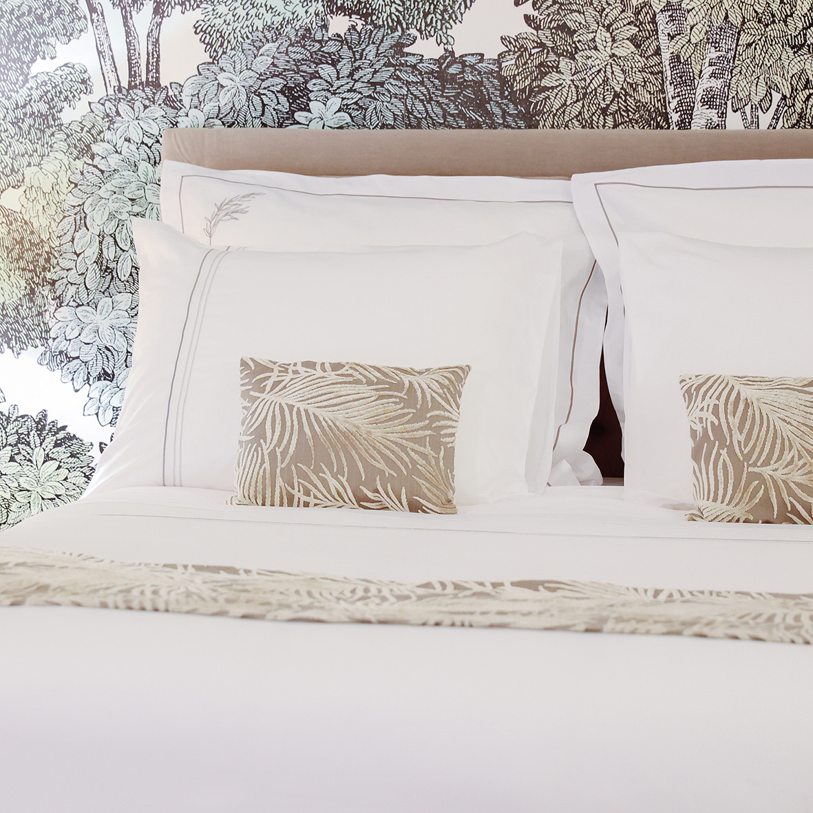 Decorative pillowcase "Jardins de Kyoto" - Beige