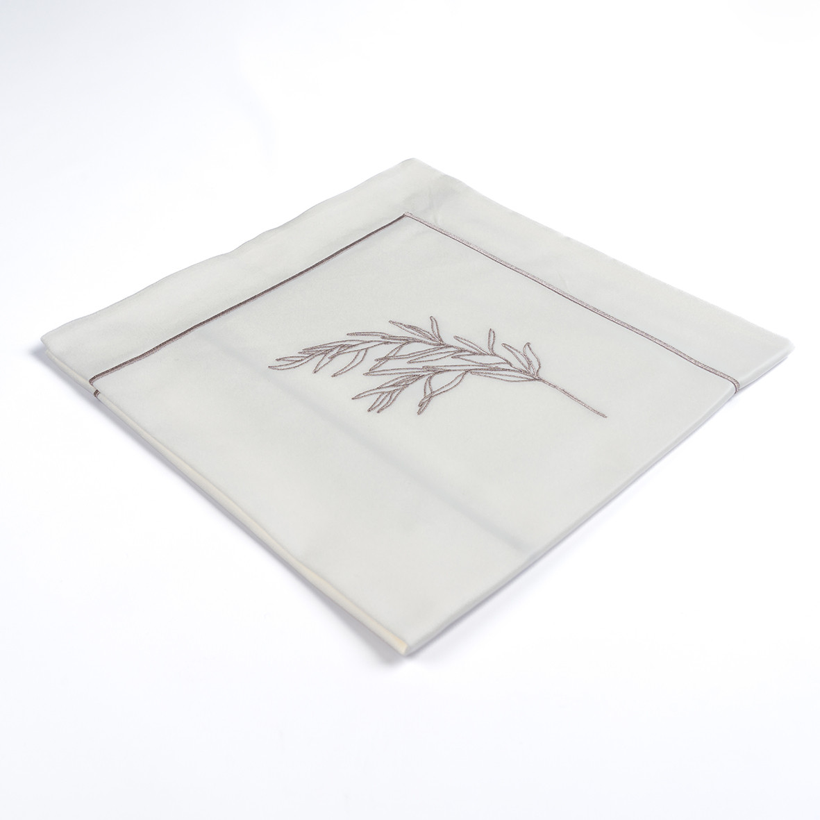 Pillowcase with embroidery jardins de Kyoto" - Ivory color | RKF Home