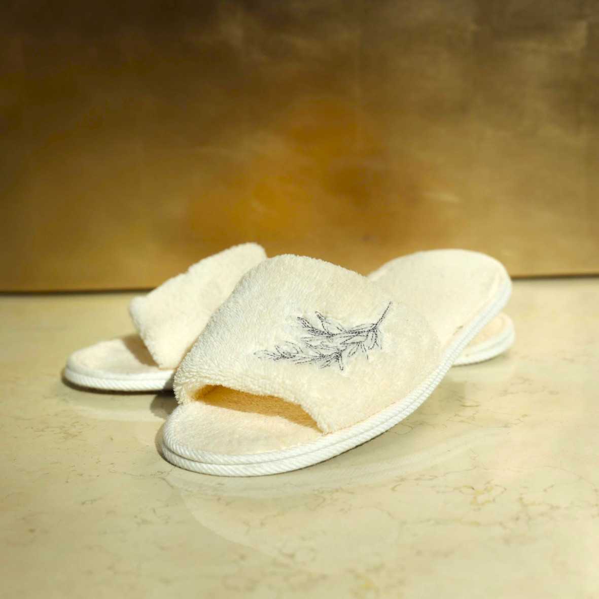 Women's bath slippers "Jardins de Kyoto" - Ivory