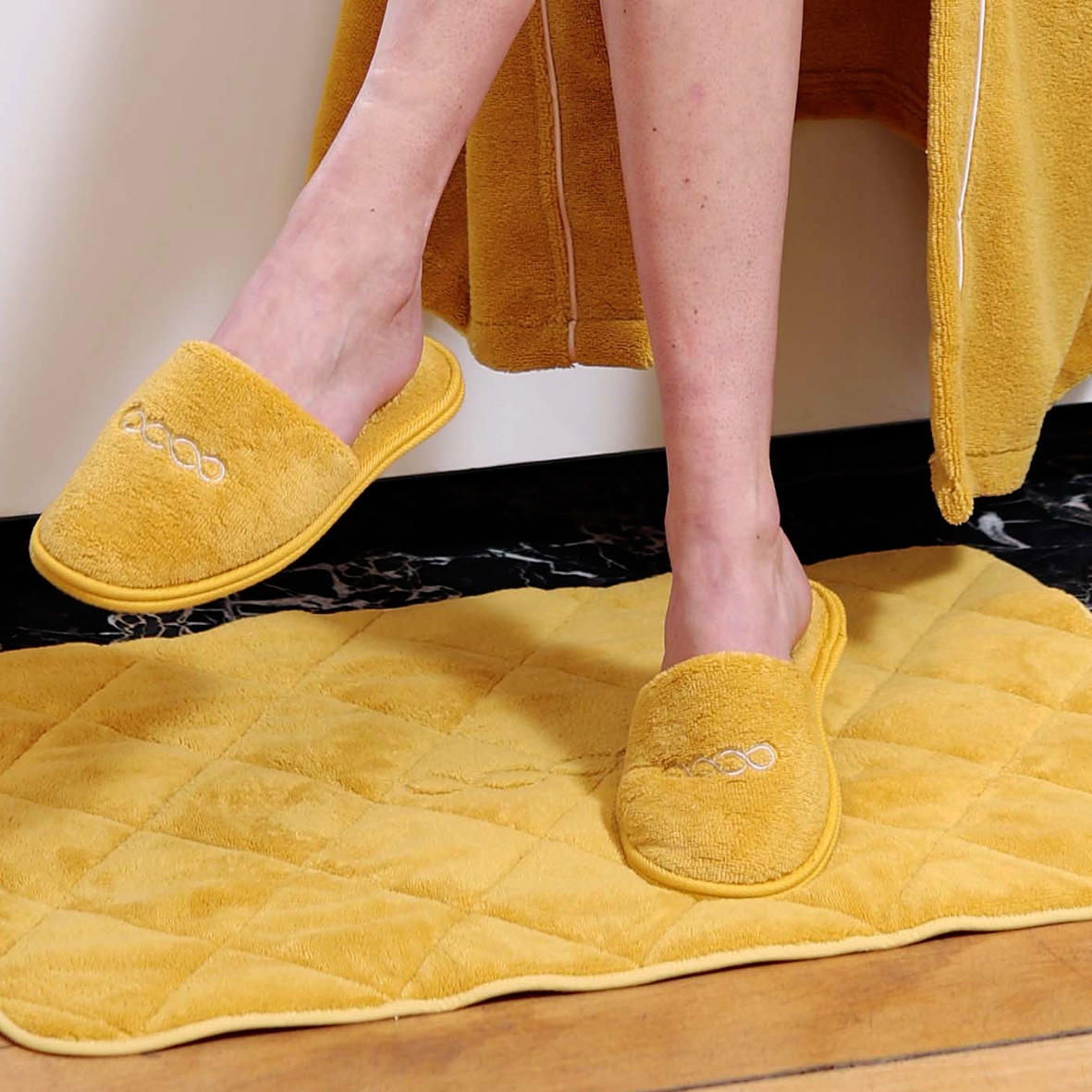 Women's bath slippers "Topaze Impériale" - Saffron color