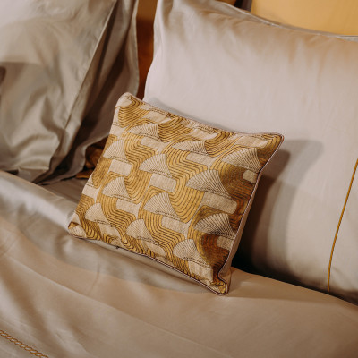 Decorative pillowcase "Topaze Impériale"- Saffron