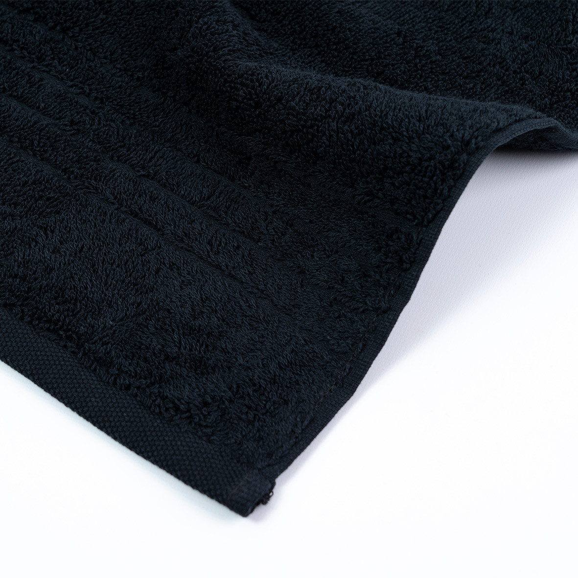 Bath towel "Nuit à Soho" - Black