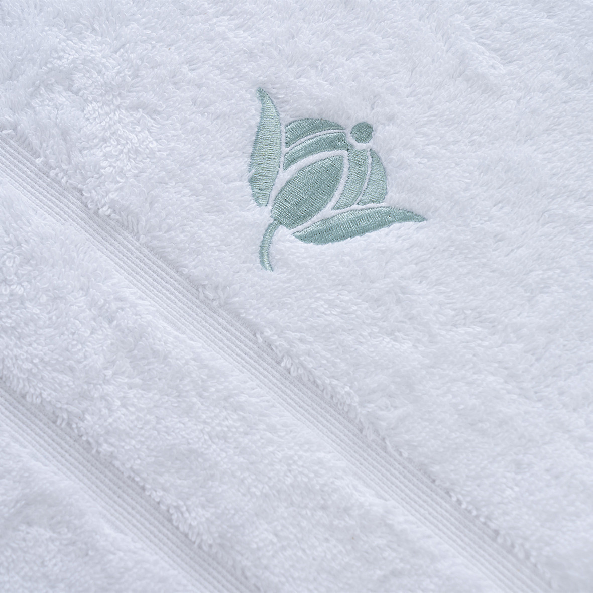 Bath towel "Forêt Boréale" - White