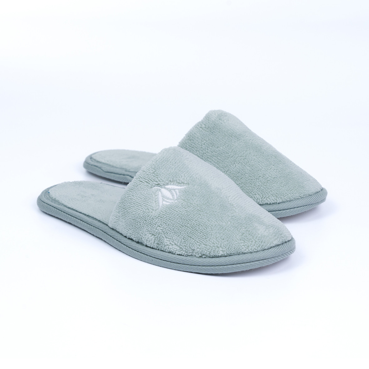 Bath slippers "Forêt Boréale" - Sage color